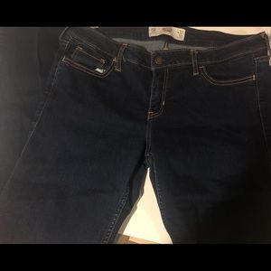 Women’s Hollister jeans.